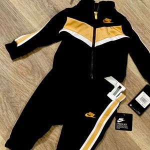 Nike Infant 2pc